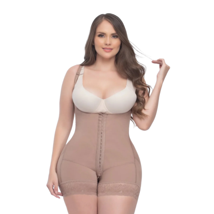 Faja Short con Realce de Cadera y Control de Abdomen